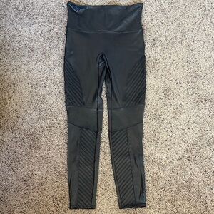 SPANX Glossy Charcoal Leggings with Moto Detail